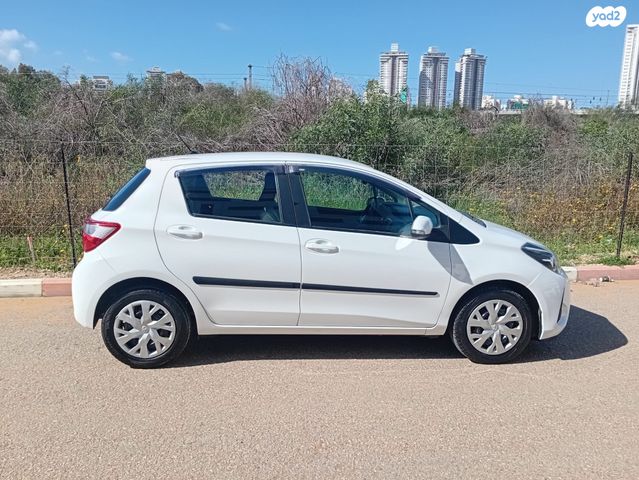 מודעת רכב טויוטה יאריס