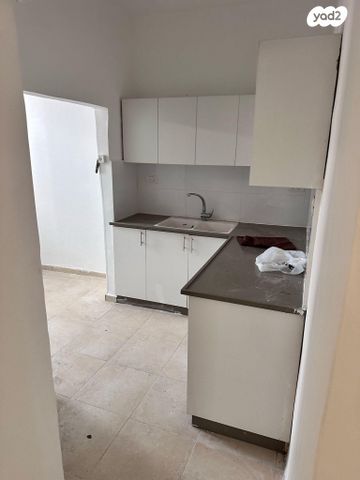 דרך זאב ז'בוטינסקי 121