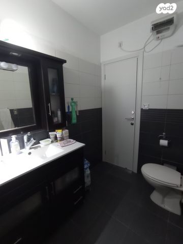 חטיבת עציוני 143