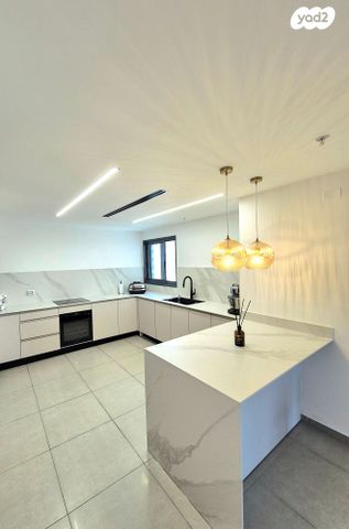 חיים לסקוב 4