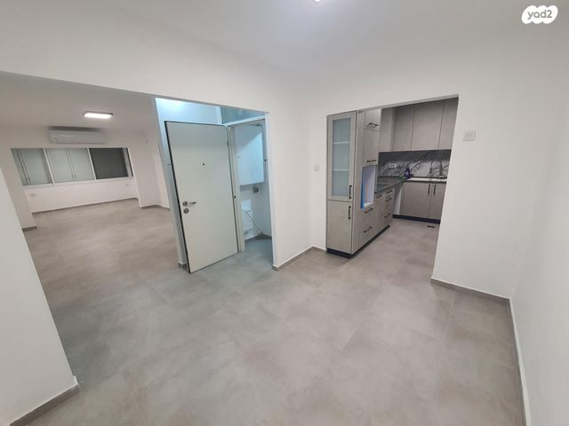 יציאת אירופה 10