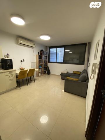 חיים גלעד 35