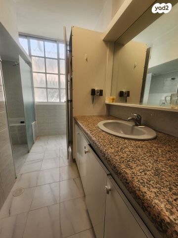 שדרות ירושלים 97