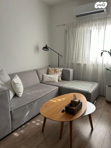 מרדכי אנילביץ' 24