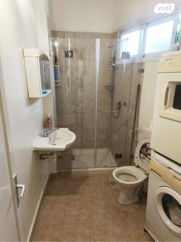 המלך ג'ורג' 27