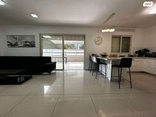 יהושע רבינוביץ 