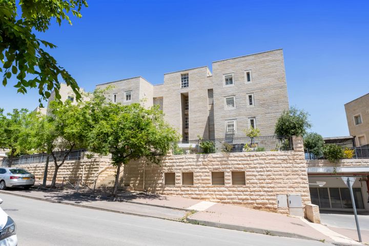 דירה למכירה בירושלים (תיווך) — 5