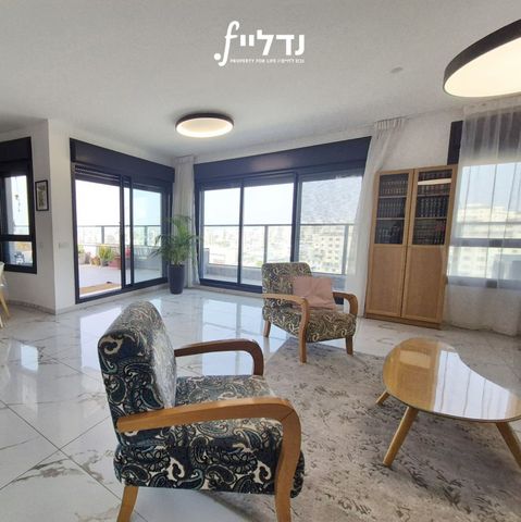 גג/ פנטהאוז למכירה בבית שמש (תיווך) — 2