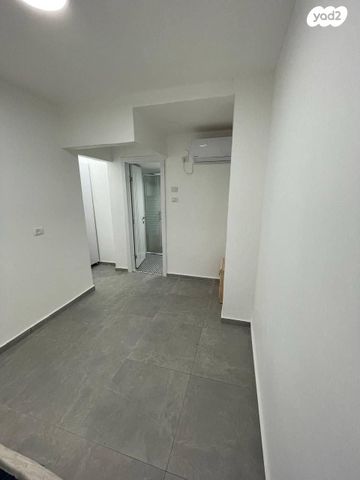 דרך עכו חיפה 207