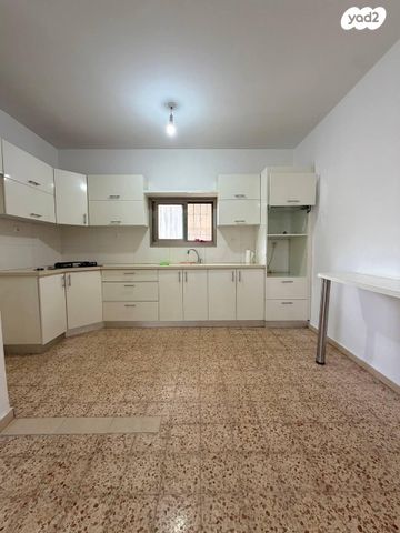 דרך עכו חיפה 74