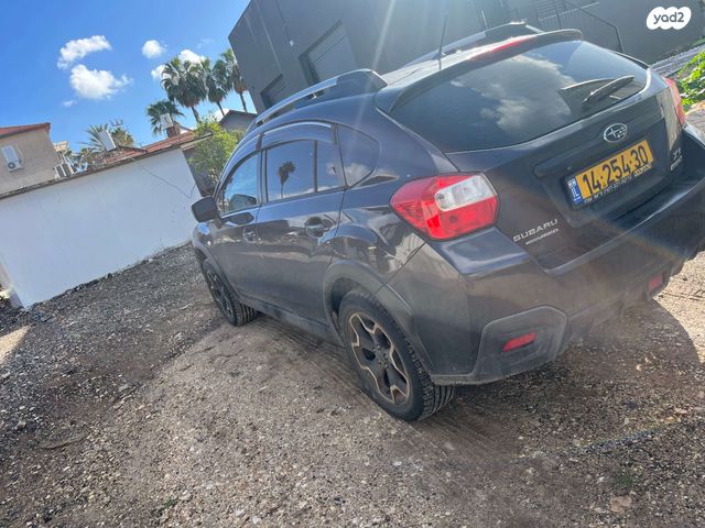 מודעת רכב סובארו XV