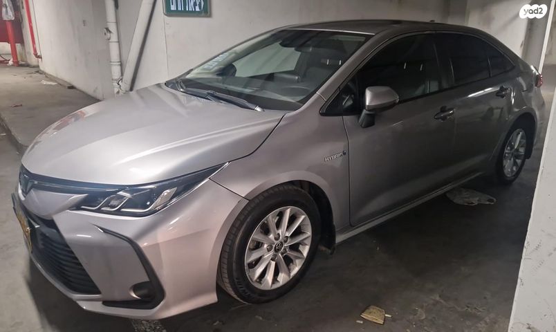 מודעת רכב טויוטה קורולה