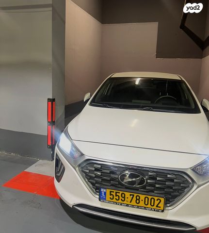 מודעת רכב יונדאי איוניק