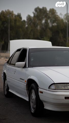 מודעת רכב פונטיאק גרנד פרי