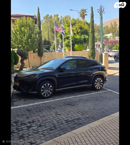 מודעת רכב בי.ווי.די סי ליאון 07