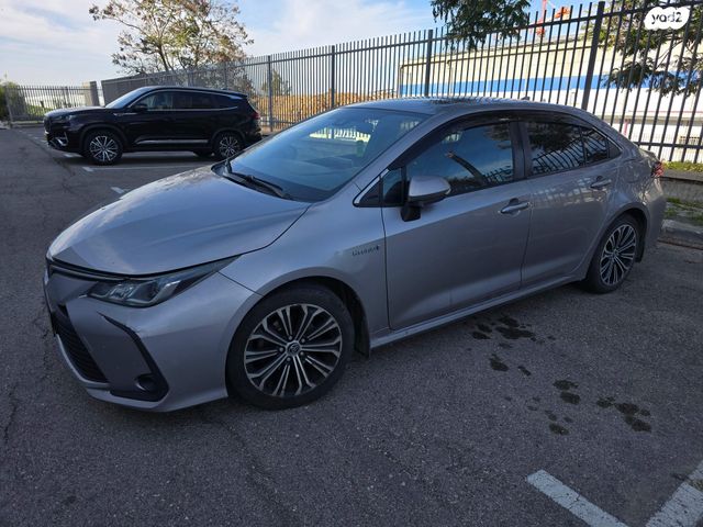 מודעת רכב טויוטה קורולה