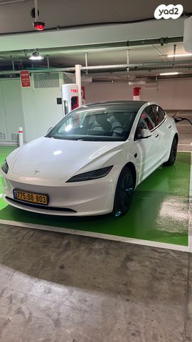 מודעת רכב טסלה מודל 3