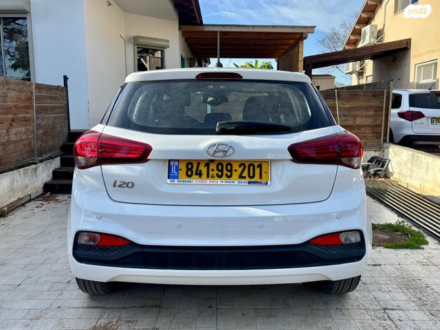 מודעת רכב יונדאי i20