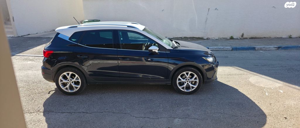 מודעת רכב סיאט ארונה