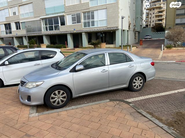 מודעת רכב טויוטה קורולה