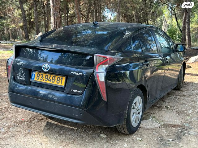 מודעת רכב טויוטה פריוס