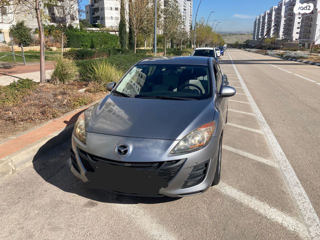 מודעת רכב מאזדה 3