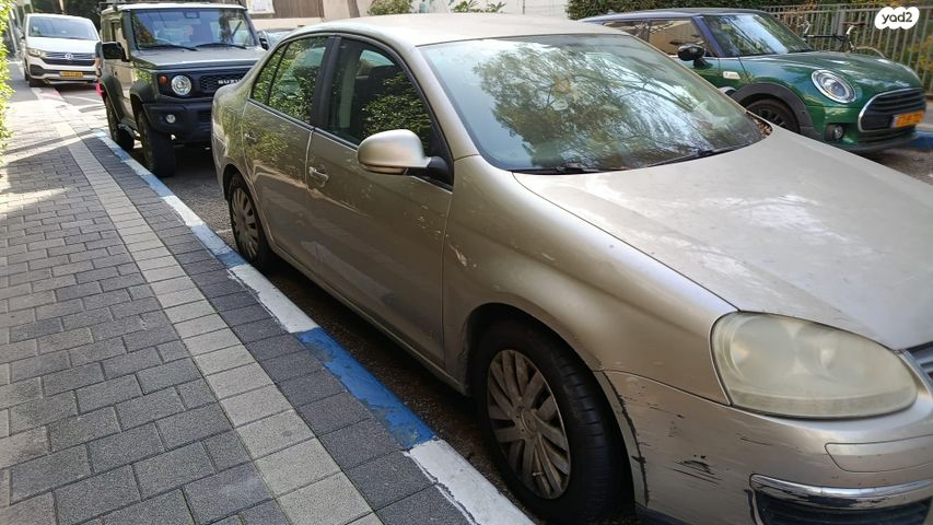 מודעת רכב פולקסווגן ג'טה 