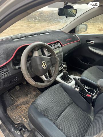 מודעת רכב טויוטה קורולה