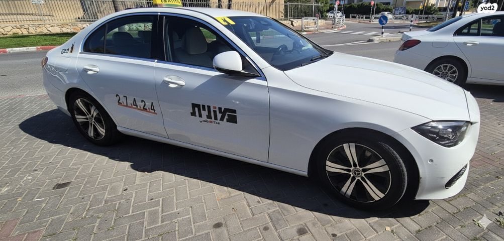 מודעת רכב מרצדס-בנץ C-class