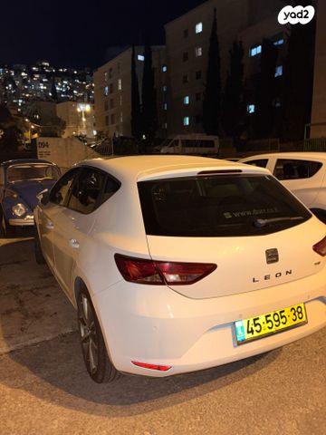 מודעת רכב סיאט לאון