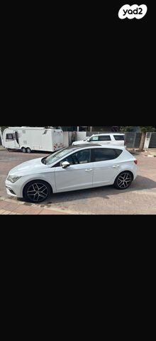 מודעת רכב סיאט לאון