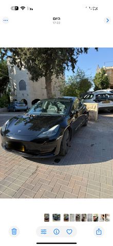 מודעת רכב טסלה מודל 3