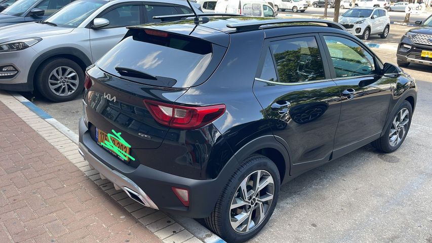 מודעת רכב קיה סטוניק