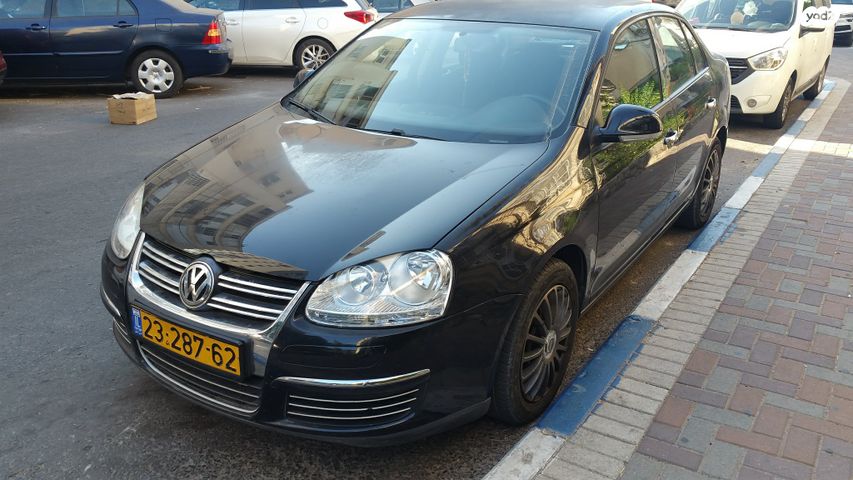 מודעת רכב פולקסווגן ג'טה 