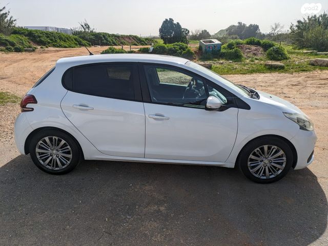 מודעת רכב פיג'ו 208