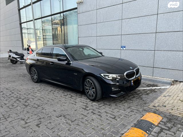 מודעת רכב ב מ וו סדרה 3