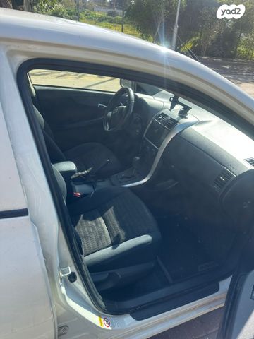 מודעת רכב טויוטה קורולה