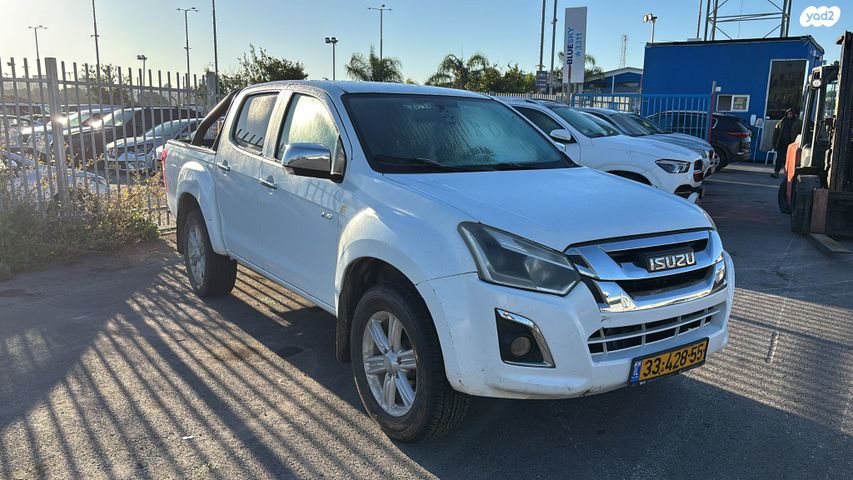 מודעת רכב איסוזו די-מקס