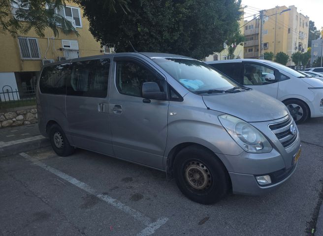 מודעת רכב יונדאי H-1 / i800