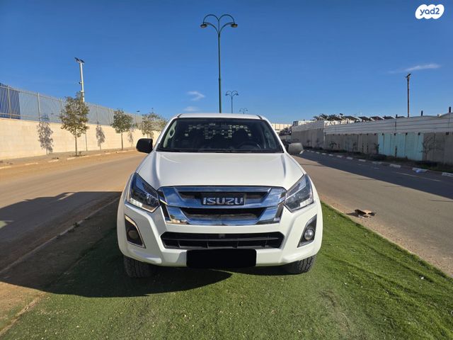 מודעת רכב איסוזו די-מקס 1