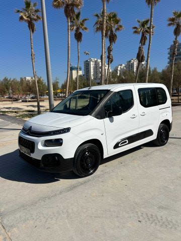 מודעת רכב סיטרואן ברלינגו