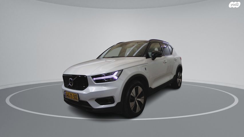 מודעת רכב וולוו XC40