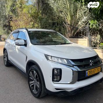 מודעת רכב מיצובישי ASX