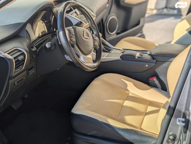 מודעת רכב לקסוס NX