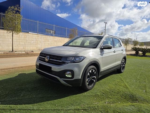 מודעת רכב פולקסווגן T-קרוס