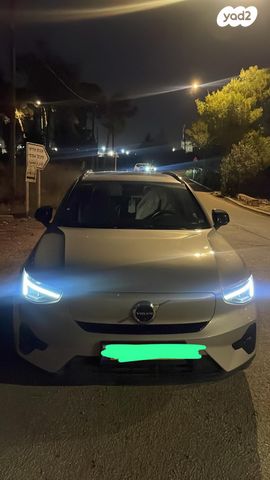 מודעת רכב וולוו XC40