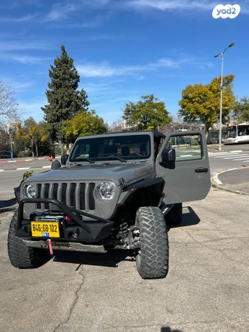 מודעת רכב ג'יפ רנגלר