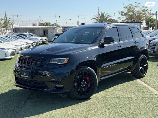 מודעת רכב ג'יפ גרנד צ'ירוקי