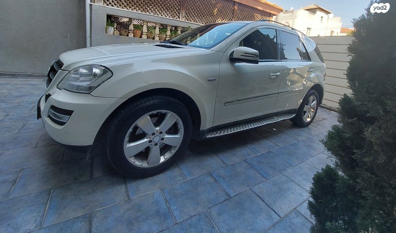 מודעת רכב מרצדס-בנץ ML