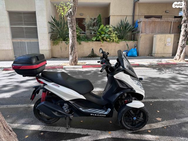 מודעת רכב פיאג'ו MP3 300 HPE 